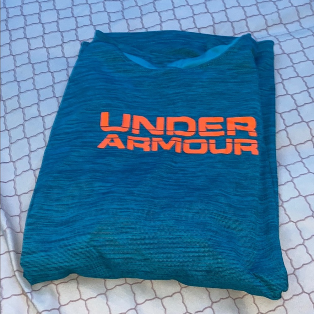 under armor short sleeve hoodie